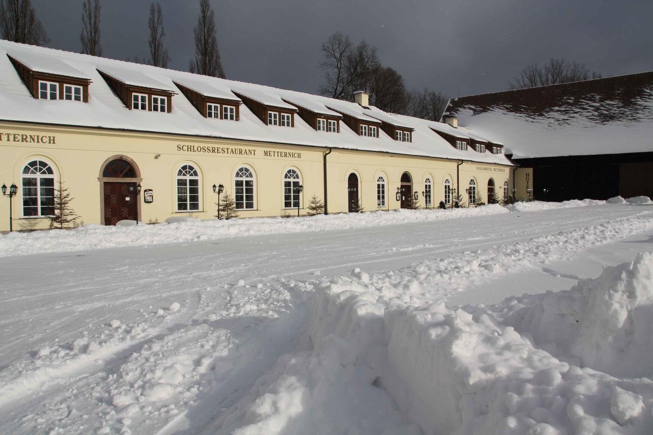 Zamecky Hotel Metternich Velka Hledsebe Bagian luar foto